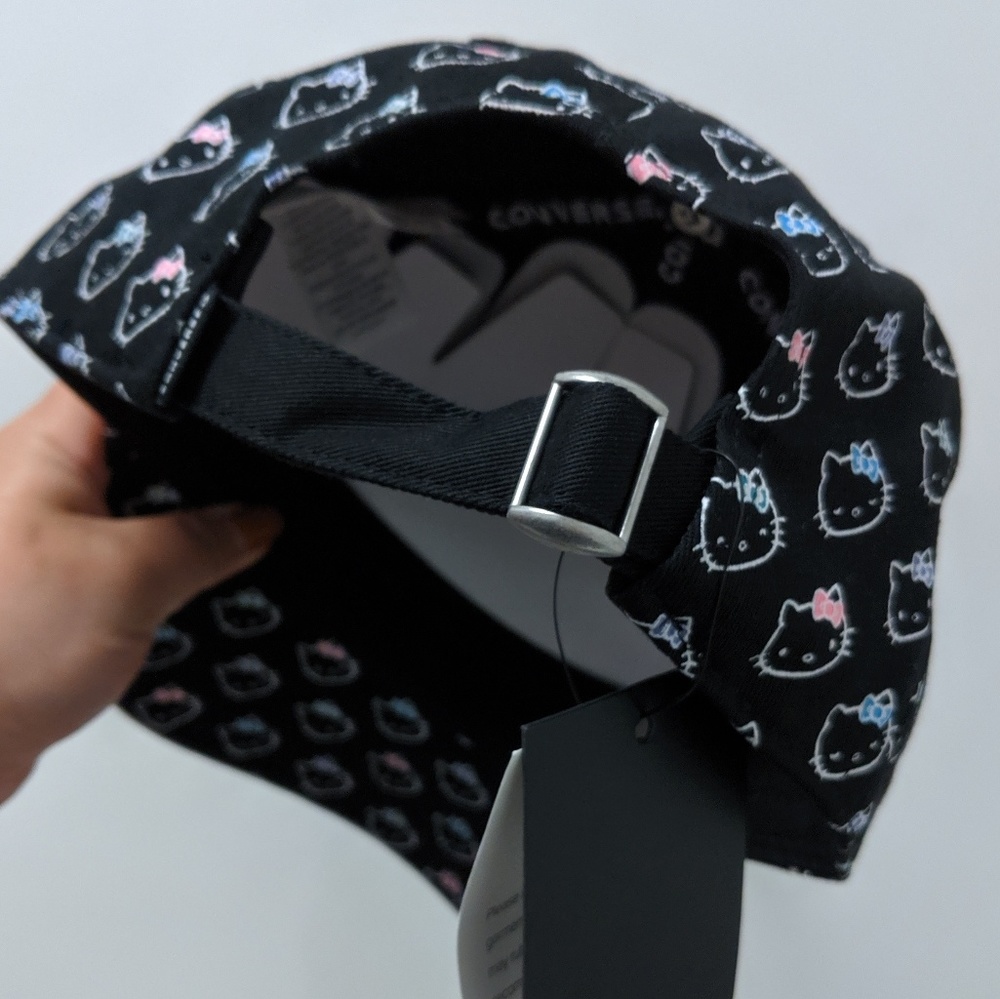 Hello Kitty X Converse Hat - Picture 8 of 8